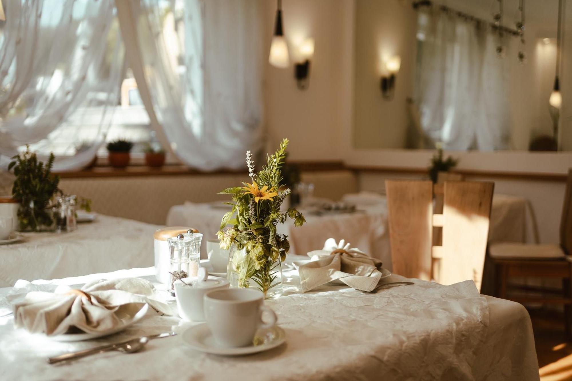 Hotel Villa Freiheim Мерано Екстериор снимка