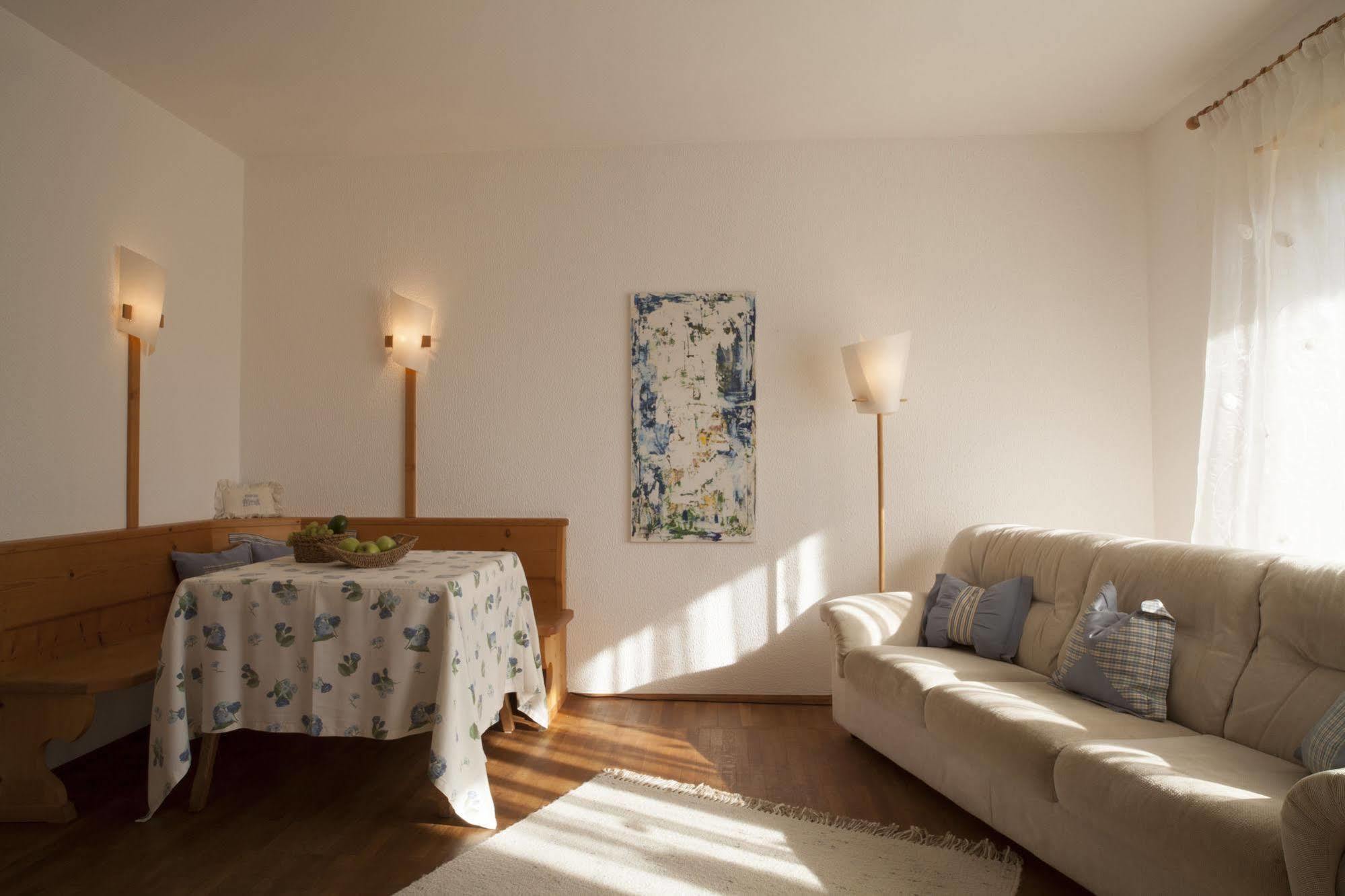 Hotel Villa Freiheim Мерано Екстериор снимка
