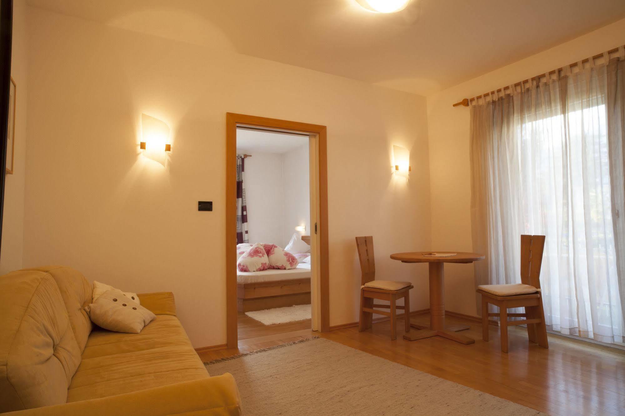 Hotel Villa Freiheim Мерано Екстериор снимка